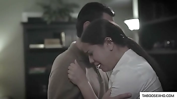 Older teacher eat pussy of beautifull teen