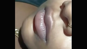 Desi hot lips