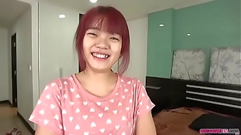 Petite Thai girl services Japan sex tourist