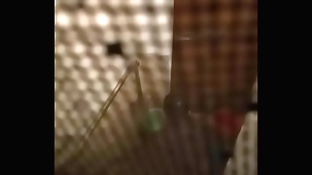 सेक्सी भाभी बाथरूम मे