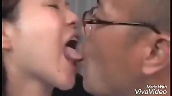 tounge suck 2 . cumtobang.com