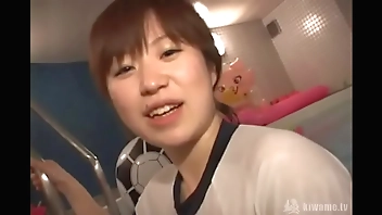 生中出し！羞恥調教SEXに興味ありの19歳女子大生！①変態オナニー！