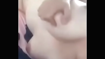 Con bạn đi nhật về