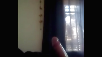 fantasma espía   desde las cortinas mi rica paja