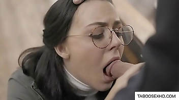 Nerdy brunette teen deepthroat by older guy