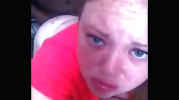 Freaky white girl catchin cum