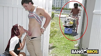 BANGBROS - Sophia Steele Gives Peter Green A Public Blowjob While Bum Walks On By