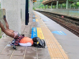 Japanese slut gets bukkake in a public park's XXX Crazy JAV!