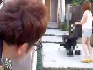 Horny Nippon Neighborhood Watch - Busty XXX MILF Gets Pounded by Secret Thai Admirer in Tokyo