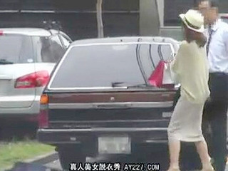 Nippon's XXX Thai Fuck: A Helpless Writer's Porn Journey in Tokyo