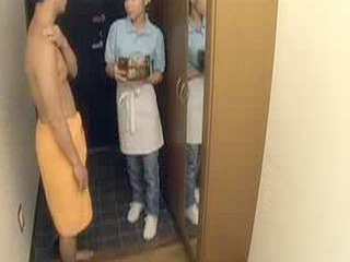 Sushi Chef's Secret Fingerfuck and Fuckfest in Tokyo